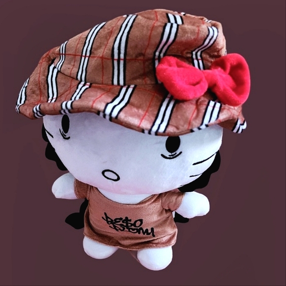 🎀Hello Kitty Peso Pluma Plush Backpack - Picture 3 of 6